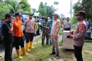 740 KK Korban Banjir Labura Terima Bantuan