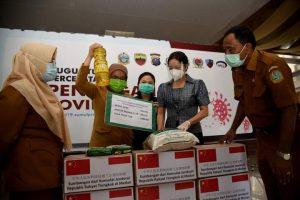 Sumut Terima Bantuan 500 Paket Sembako dari Konjen Tiongkok