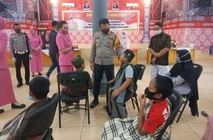 Polres Labuhanbatu Gelar Sunat Massal