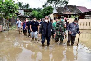 Korban Banjir Medan-Deli Serdang Diungsikan Sementara di Dua Lokasi