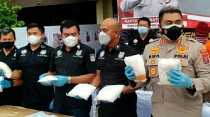 Pasangan Suami -Istri Kurir 10 Kg Narkoba  Jenis Sabu Diungkap Satres Narkoba Polrestabes Medan