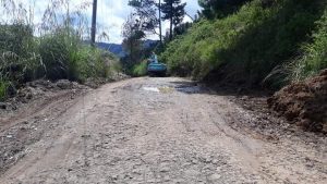 Lama Dirindukan Warga, Jalan Haranggaol-Tigaras Mulai Diperbaiki