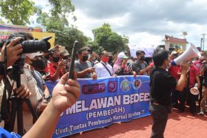 Jurnalis Siantar-Simalungun Aksi Turun Jalan” Ungkap Bedebah”