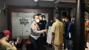 Kanit Lantas Polsek Medan Area Didampingi Sekcam Medan Area Pimpin Apel PPKM Darurat Level