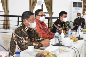 Penutupan Bimtek Sistem Pengendalian Intern Pemerintah Terintegrasi, dihadiri Wakil Bupati Deli Serdang HMA Yusuf Siregar.