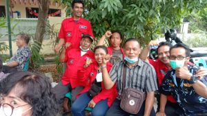 PBB Ranting Seiputih Tengah Dan Anggota Ampi Ranting Seiputih Tengah Sama sama Berkunjung Dan Menyapa Keluarga Yang Berduka-cita di Jalan Kuali,Medan