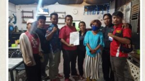 Ketua DPP dan Ketua DPD Kota Medan Pejuang Batak Bersatu beserta jajaran Pengurus Kota Medan Bantu Dampingi Korban Penganiayaan