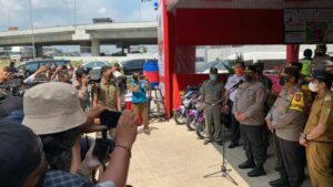 Tinjau Pos Pam, Polri Paparkan Upaya Wujudkan Mudik Aman dan Sehat