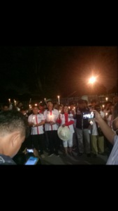 Ratusan Ormas HBB Kota Medan Dan Kab. Deli Serdang Berdoa serta nyalakan Lilin Didepan Taman Makam Pahlawan Bukit Barisan Medan