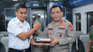 Tandatangani Perjanjian Kerjasama dengan PT. KAI, Kapolda Sumut : Ayo Naik Kereta Api