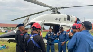 Polri Sisir Lokasi Desa Diduga Terisolir Pakai Helikopter Dan Drone