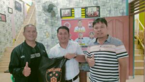 Sambut Nataru, HBB Bagikan Paket Sembako Kepada Anggota Yang Beragama Nasrani