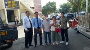 Jong Nam Liong dan Penasehat Hukumnya, Hadiri Sidang Kode Etik Sebagai Saksi Pelapor di Polrestabes Medan