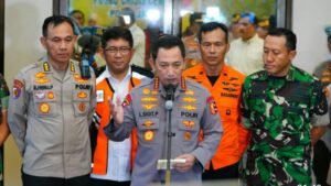 Kapolri Tinjau Evakuasi Kapolda Jambi dan Rombongan, Apresiasi Kerja Keras Tim Gabungan