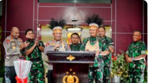 Ratas Bareng Presiden, Kapolri Tegaskan TNI-Polri Kawal Seluruh