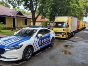 Kapolri Serahkan 30 Ribu Paket Sembako ke Persis Wilayah Jakarta, Banten dan Jabar