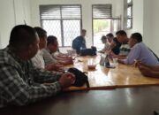 Ratusan Wartawan Masih Menunggu Pendaftaran Cagub Sumut Bobby Dan Wakilnya di KPU Sumut