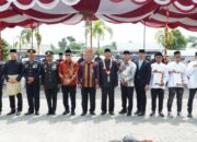 Kepala Lapas Narkotika Langkat Dampingi Bupati Langkat Serahkan Remisi Umum dan Dasawarsa kepada Warga Binaan UPT Pemasyarakatan se-Kabupaten Langkat