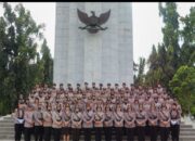 Polwan Polda Sumut Gelar Ziarah ke Taman Makam Pahlawan dalam Rangka Hari Jadi ke-77