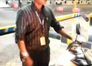 Gara Gara Tarif Parkir Meroket Berujung Cekcok Antara Wartawan Dengan Pengawas Parkir Regale Internasional Convention Center