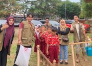 Mahasiswa KKN Agroteknologi Hidupkan Lingkungan Sekolah Lewat Program Apotek Hidup di Desa Aek Tapa