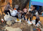 POLDA SUMUT BANGUN JEMBATAN DARURAT DI TAPTENG, PULIHKAN AKSES WARGA DAN JALINSUM