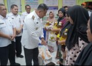 Pemkab Asahan Bersama Bulog Salurkan Bantuan Pangan CPP Periode Oktober – November 2025