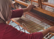 Dari Lidi Sawit Menjadi Harapan: Cerita Pemberdayaan Warga Desa N-7 Aek Nabara