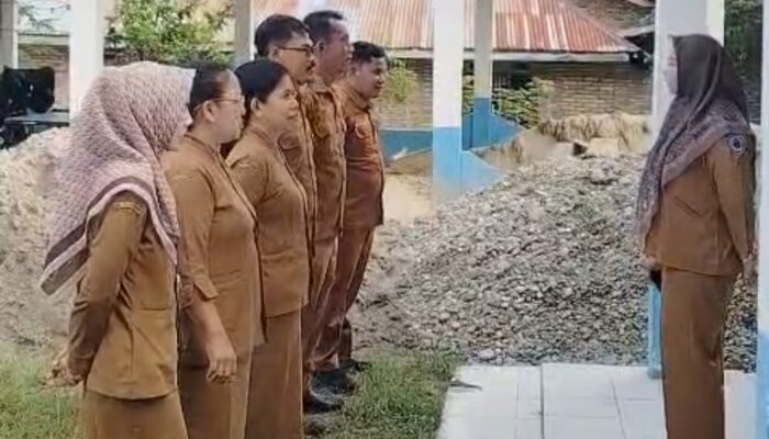 Lawan Mager Hari Senin, Perangkat Desa Pondok Batu Awali Kerja dengan Apel Pagi