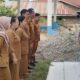 Lawan Mager Hari Senin, Perangkat Desa Pondok Batu Awali Kerja dengan Apel Pagi
